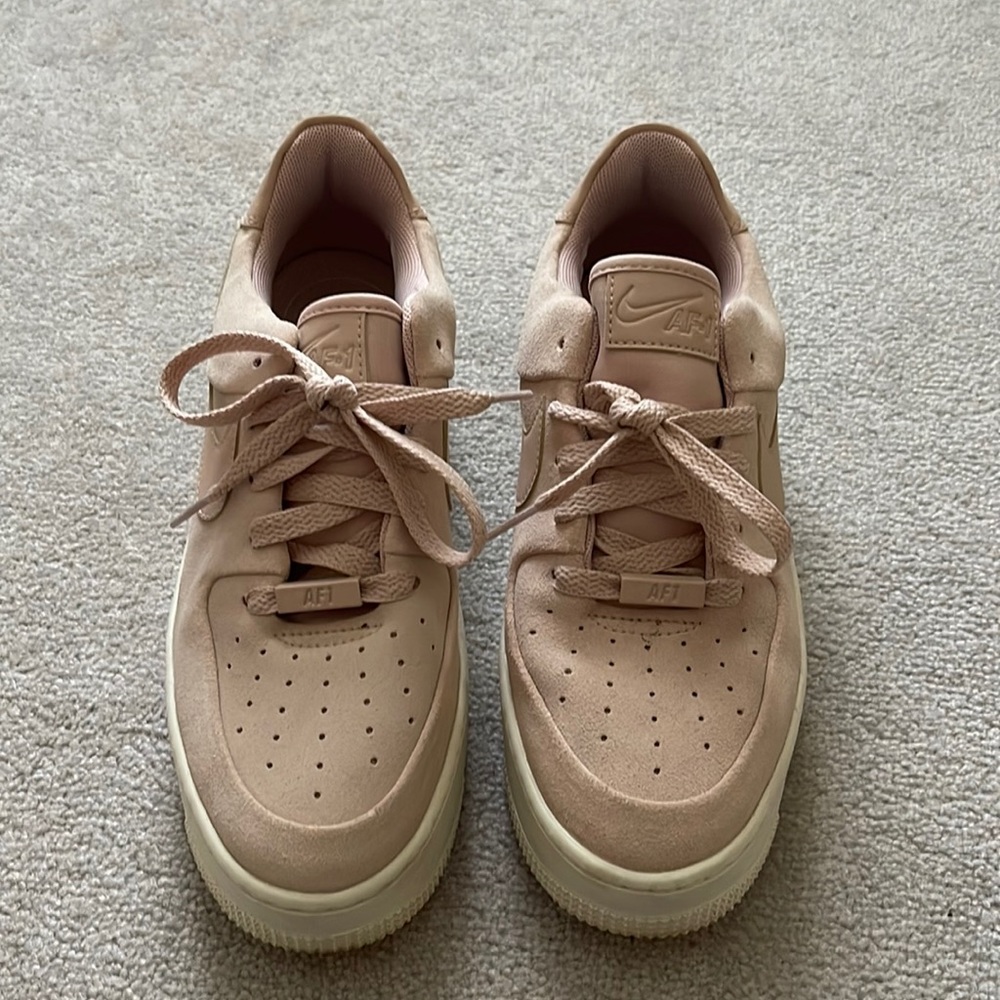 Nike Air Force 1 size 8.5